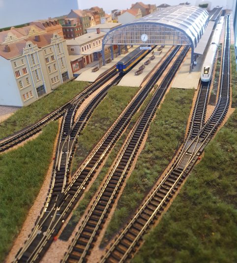 22866 2